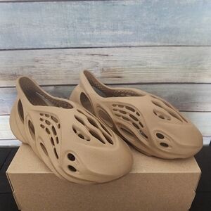 Adidas Yeezy Foam Runner